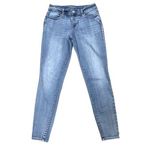 Maurices Light Blue Mid Rise Skinny Jeans Women’s Size Large X-Long